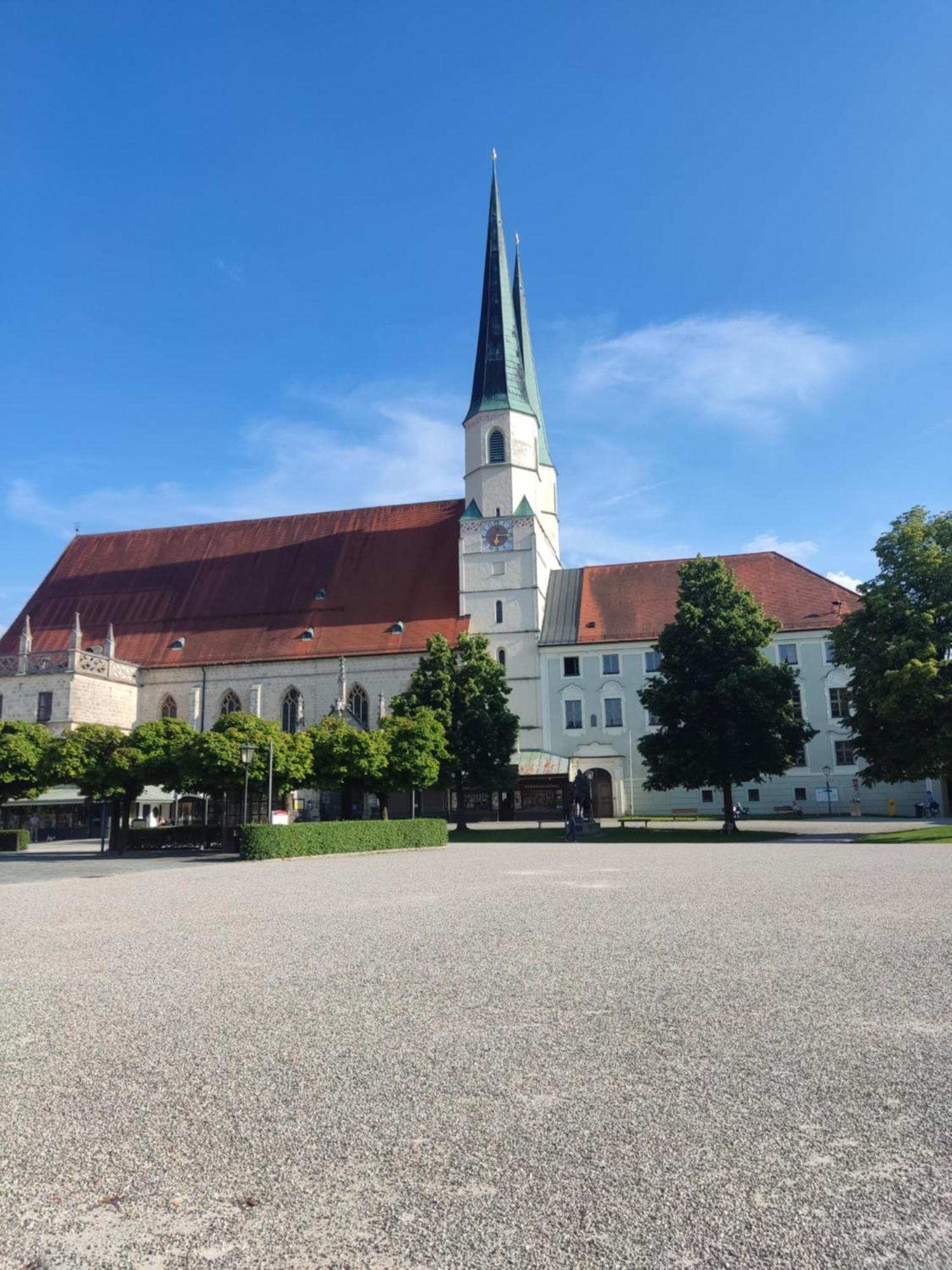 Ferienwohnung Enzian - Naehe Kapellplatz - Oeffentlicher Parkplatz - Aufzug Altötting Esterno foto